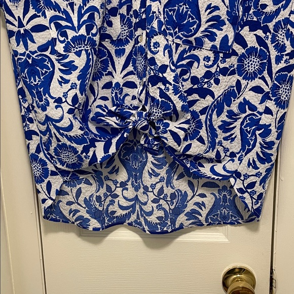 CAbi Blue and White Floral Button Down Shirt - Picture 3 of 9